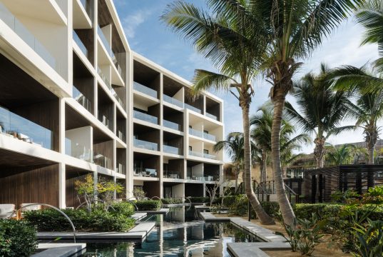 NOBU Hotel Los Cabos: donde el tiempo se mide distinto